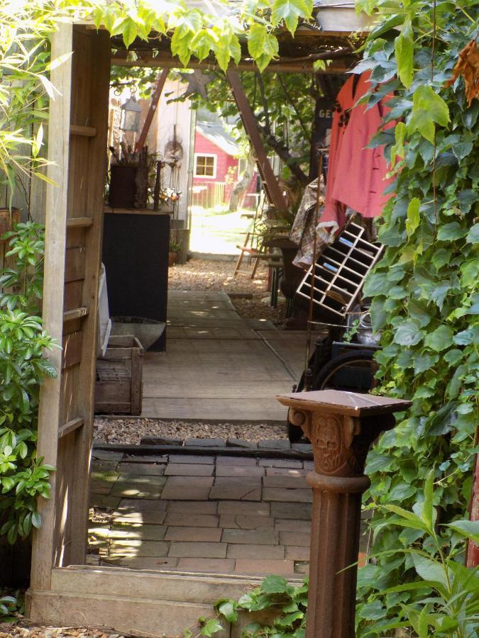 Bed and Breakfast Mimi La Sardine Saint-Gervais en-Belin Exterior foto